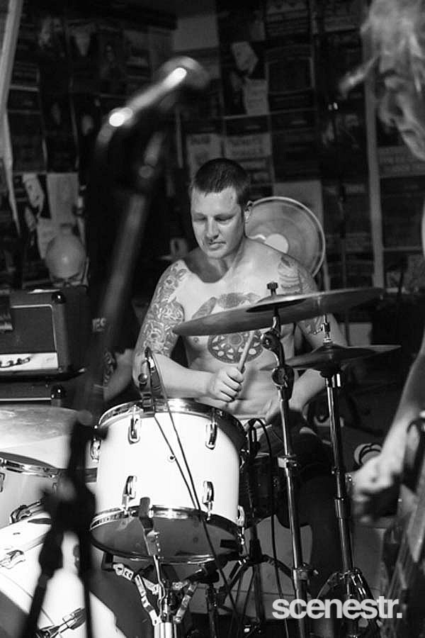 Photos: Hard-Ons - Tym Guitars - 19 April, 2014