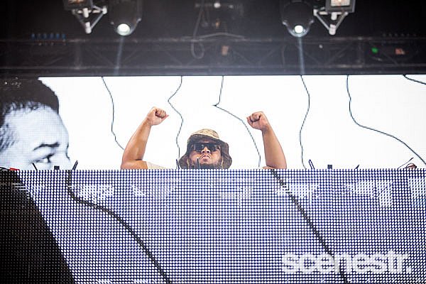 Photos: Future Music Festival - Artists Part 2 - Doomben Racecourse, Brisbane - 7 March, 2015
