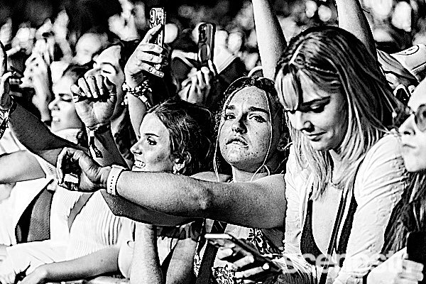Photos: 2023 Splendour In The Grass Crowd Action - North Byron Parklands - 21-23 July, 2023