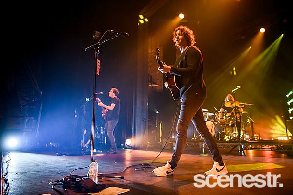 Photos: Dean Lewis - Enmore Theatre, Sydney - 6 May, 2019