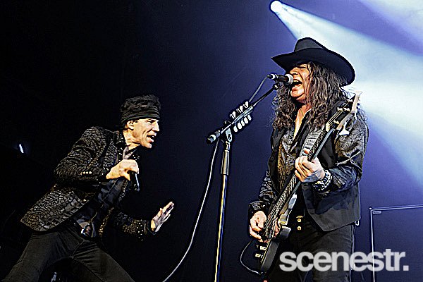 Photos: Extreme & Living Colour - The Fortitude Music Hall, Brisbane - 13 September, 2023