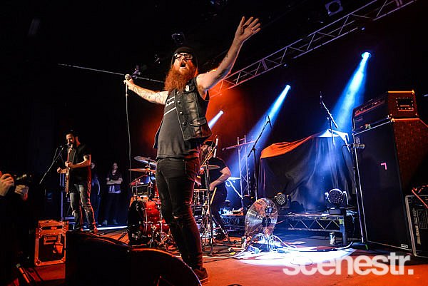 Photos: Sleepmakeswaves - Metro Theatre, Sydney - 13 June, 2015