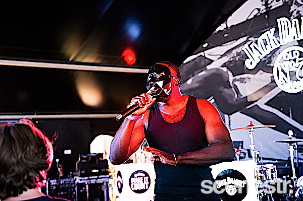 Photos: Falls Festival Day One - North Byron Parklands, Byron Bay - 31 December, 2022