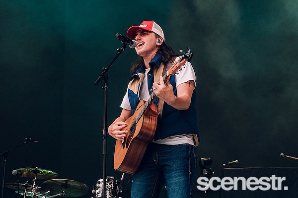 Photos: Luke Combs - Suncorp Stadium, Brisbane - 24 January, 2025