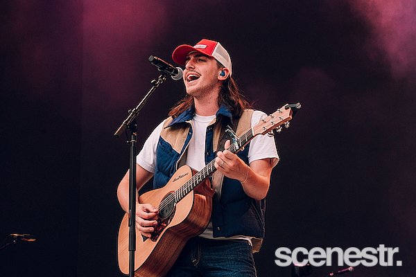 Photos: Luke Combs - Suncorp Stadium, Brisbane - 24 January, 2025