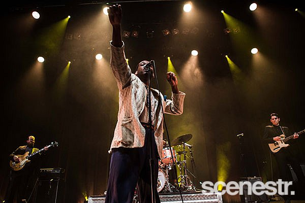 Photos: Leon Bridges - Forum Theatre, Melbourne - 19 July, 2016
