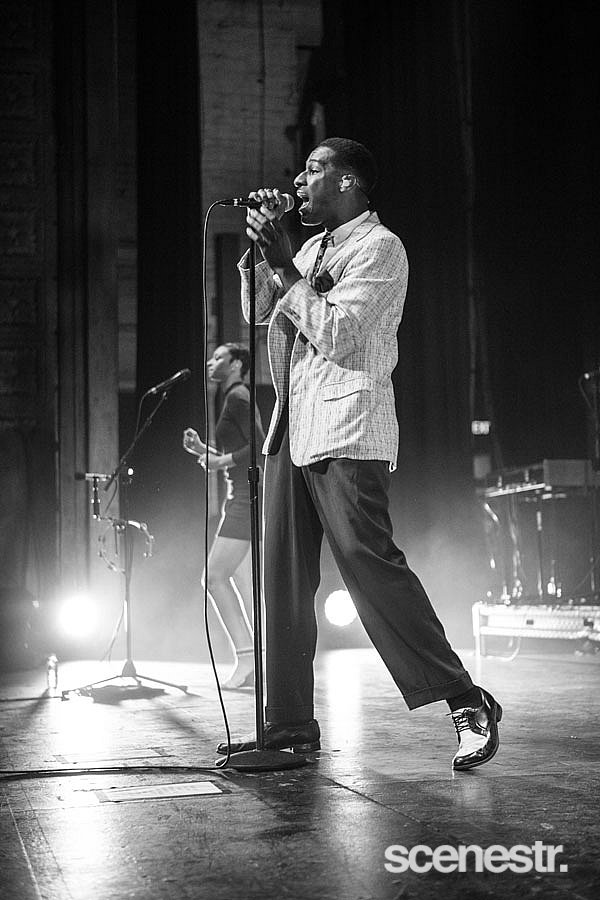 Photos: Leon Bridges - Forum Theatre, Melbourne - 19 July, 2016