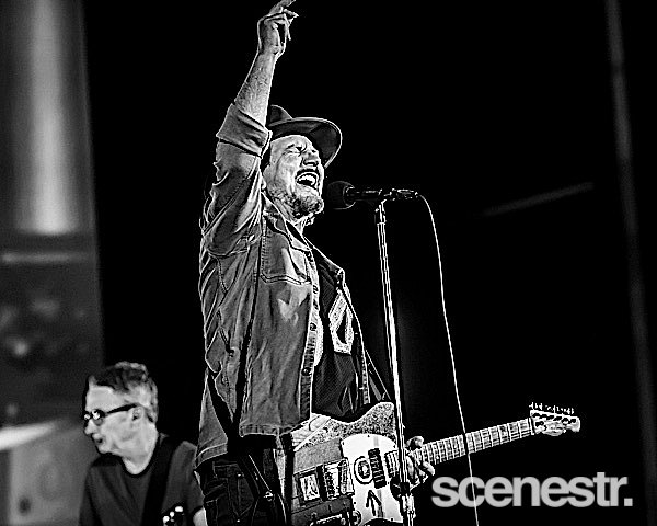Photos: Pearl Jam - People First Stadium, Gold Coast - 13 November, 2024