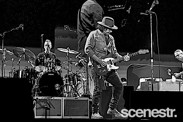 Photos: Pearl Jam - People First Stadium, Gold Coast - 13 November, 2024