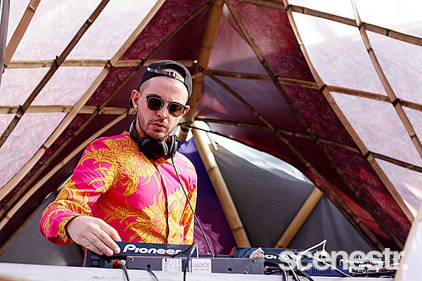 Photos: Rabbits Eat Lettuce - Woodfordia, Sunshine Coast - 4-5 April, 2015