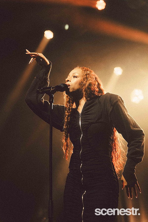 Photos: Ravyn Lenae - Open Season 2025 at The Tivoli, Brisbane - 27 May, 2025