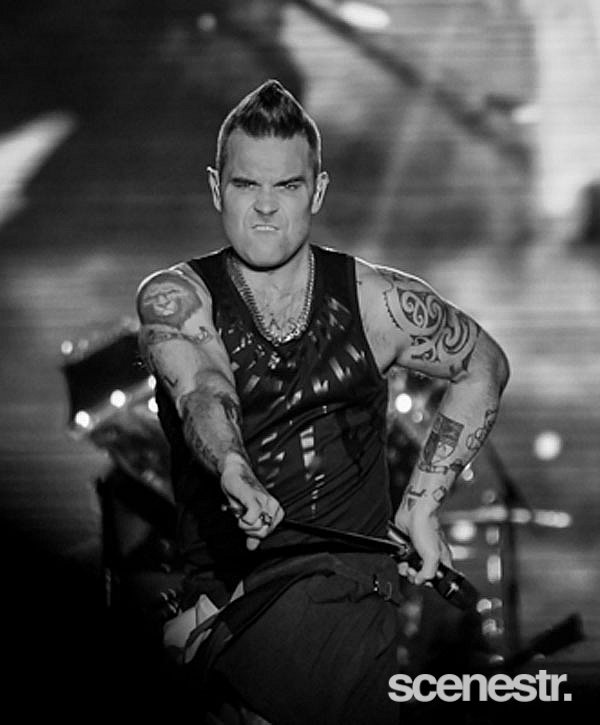 Photos: Robbie Williams - Adelaide 500 - 4 March, 2018