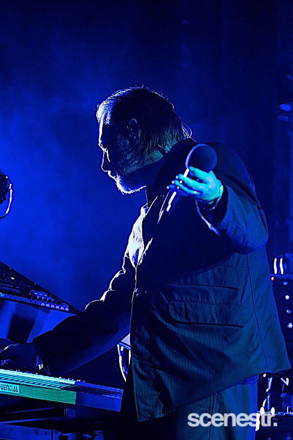 Photos: Thom Yorke - Sydney Opera House Forecourt - 1 November, 2024