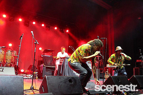 Photos: Thievery Corporation - Enmore Theatre, Sydney - 11 February, 2016