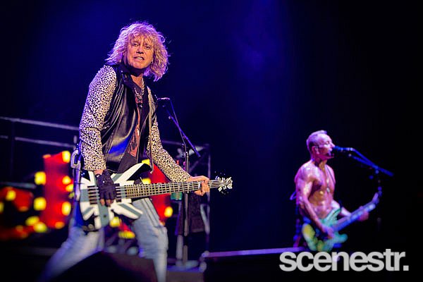 Photos: Def Leppard - QANTAS Arena, Sydney - 17 November, 2015