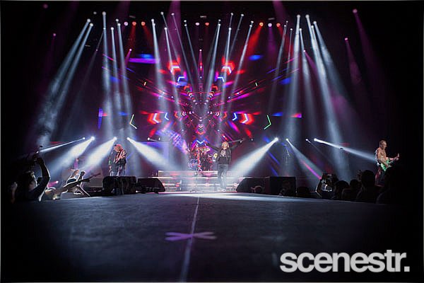 Photos: Def Leppard - QANTAS Arena, Sydney - 17 November, 2015