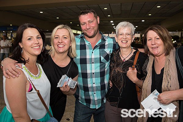 Photos: Robbie Williams - Brisbane Entertainment Centre - 17 October, 2015