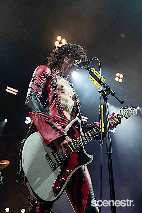 Photos: The Darkness - Hordern Pavilion, Sydney - 10 February, 2024