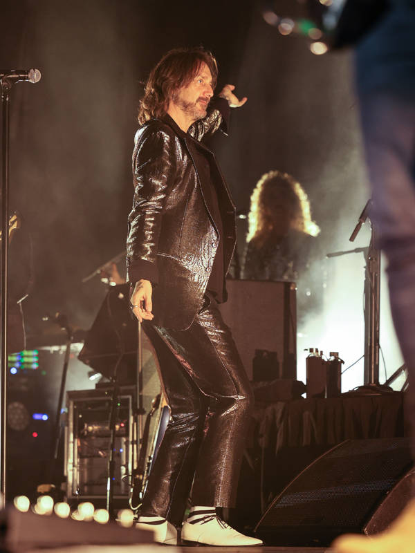 The Black Crowes.4