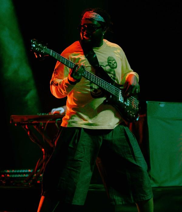 Ezra Collective.4
