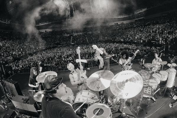 Paramore.3