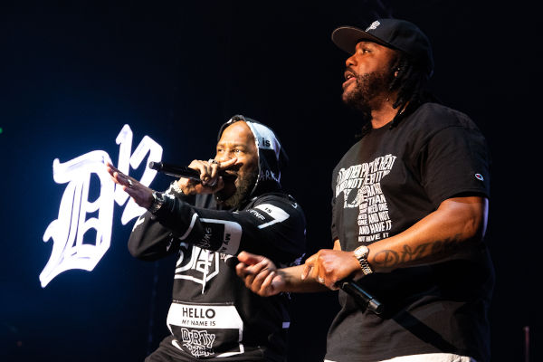 D12