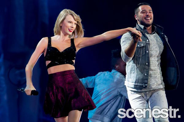 Taylor Swift2 15.12